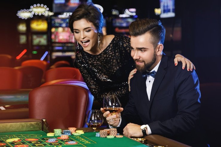 Permainan Fortune Mouse menampilkan simbol-simbol keberuntungan dan fitur bonus